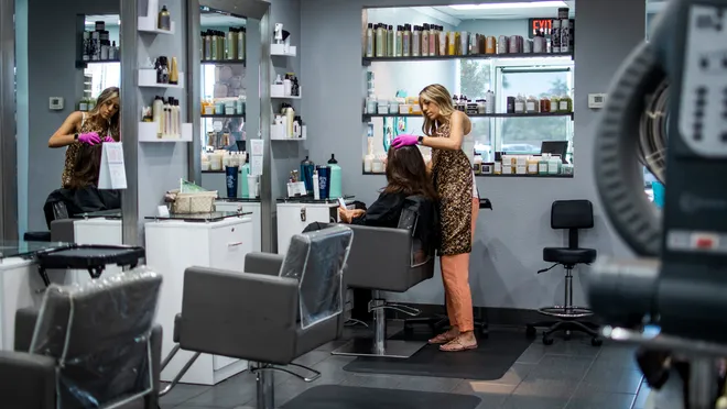 A Visit to Hair Salon Orlando for a Transformation – Get Ready to Look Fab!